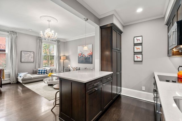 35 Hancock St 3, Boston, MA 02114