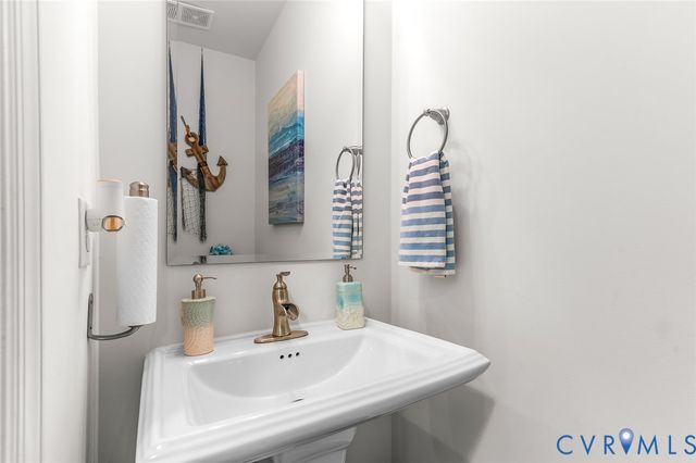 6948 Desert Candle Dr, Moseley, VA 23120