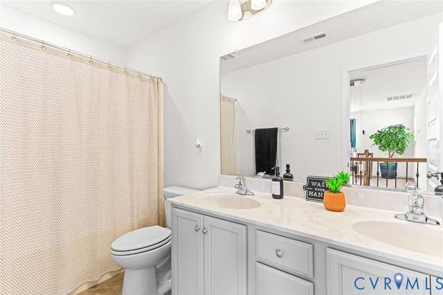 6948 Desert Candle Dr, Moseley, VA 23120