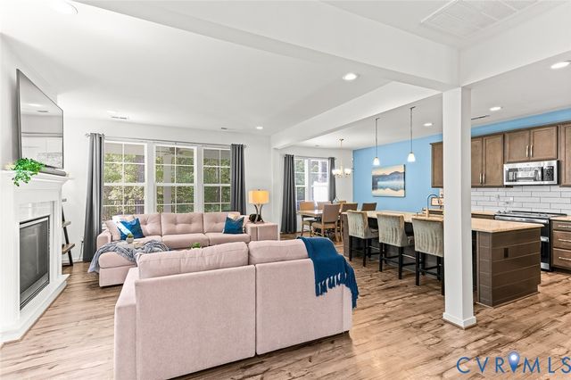 6948 Desert Candle Dr, Moseley, VA 23120