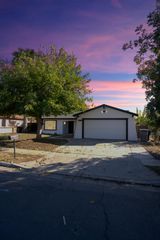 4632 E Grove Avenue, Fresno, CA 93725