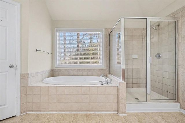 2552 Wolf Den Lane, Atlanta, GA 30349