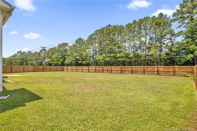 5720 Gentleman Drive, Hope Mills, NC 28348