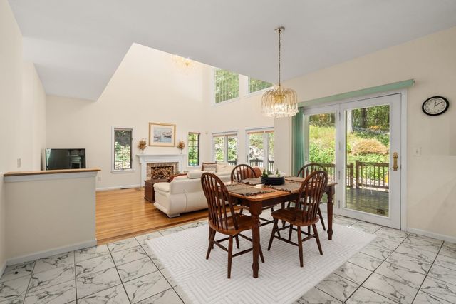 160 Stearns Rd, Marlborough, MA 01752