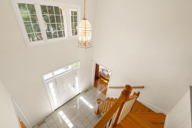 160 Stearns Rd, Marlborough, MA 01752