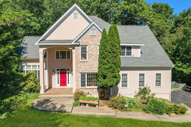 160 Stearns Rd, Marlborough, MA 01752