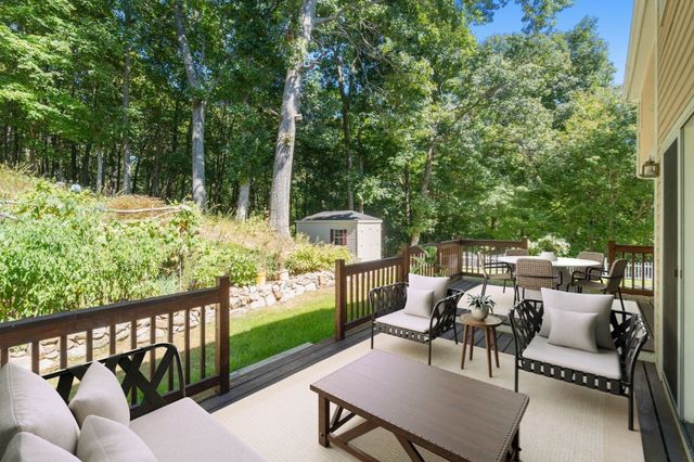 160 Stearns Rd, Marlborough, MA 01752