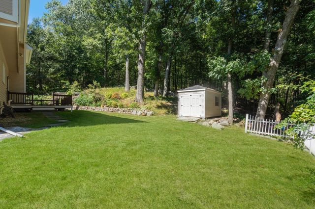 160 Stearns Rd, Marlborough, MA 01752