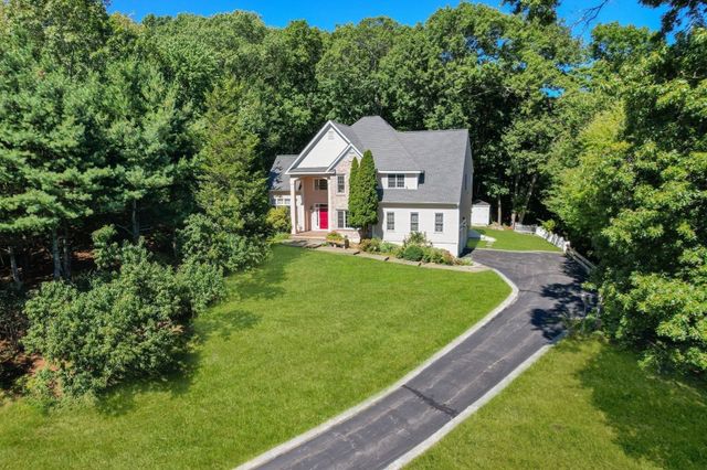 160 Stearns Rd, Marlborough, MA 01752