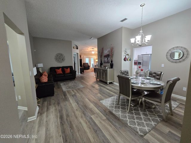 2531 CARSON OAKS Drive, Jacksonville, FL 32221