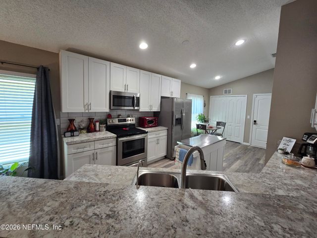 2531 CARSON OAKS Drive, Jacksonville, FL 32221