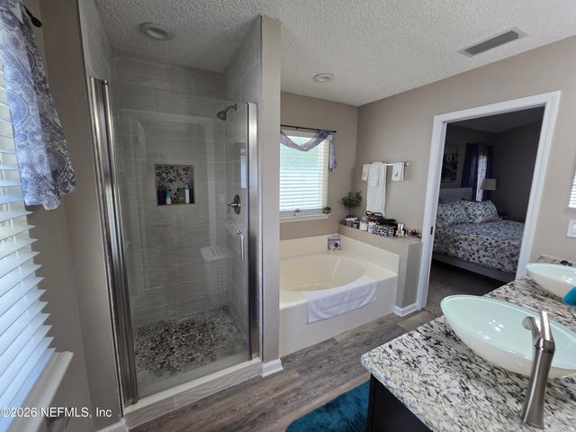 2531 CARSON OAKS Drive, Jacksonville, FL 32221
