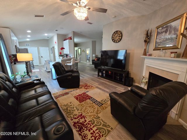 2531 CARSON OAKS Drive, Jacksonville, FL 32221