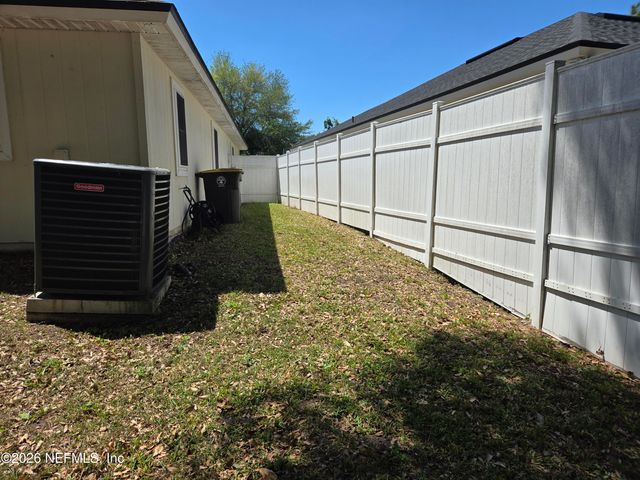 2531 CARSON OAKS Drive, Jacksonville, FL 32221