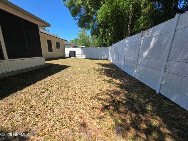 2531 CARSON OAKS Drive, Jacksonville, FL 32221