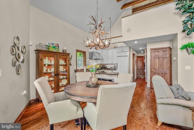 599 BREATHLESS WAY, Berkeley Springs, WV 25411