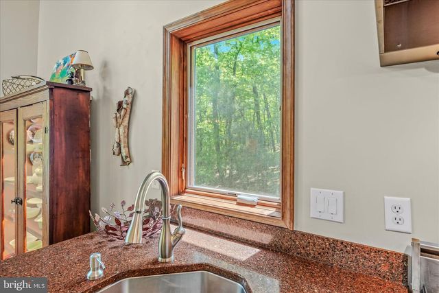 599 BREATHLESS WAY, Berkeley Springs, WV 25411