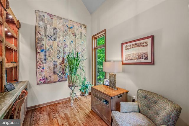 599 BREATHLESS WAY, Berkeley Springs, WV 25411