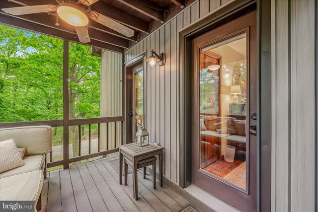 599 BREATHLESS WAY, Berkeley Springs, WV 25411