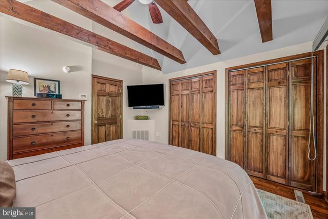 599 BREATHLESS WAY, Berkeley Springs, WV 25411