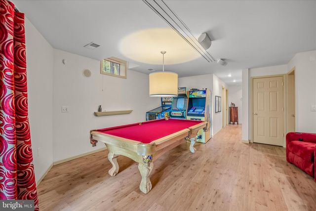 599 BREATHLESS WAY, Berkeley Springs, WV 25411