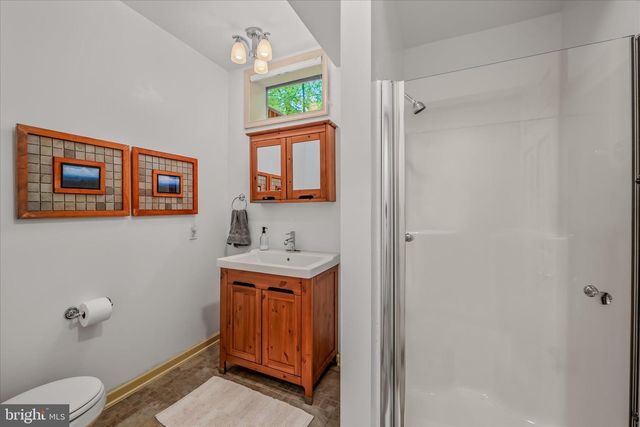 599 BREATHLESS WAY, Berkeley Springs, WV 25411