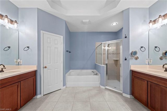 13261 Hampton Park CT, Fort Myers, FL 33913