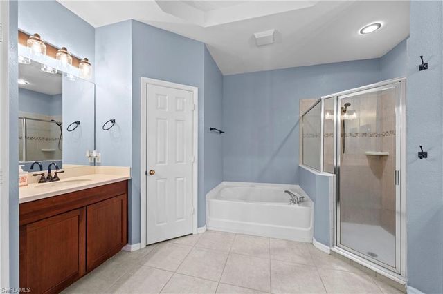 13261 Hampton Park CT, Fort Myers, FL 33913