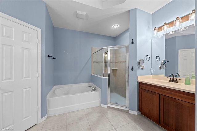13261 Hampton Park CT, Fort Myers, FL 33913