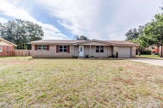 6345 Starhill Dr, Milton, FL 32570