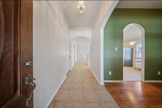 6715 Rockwall Trail Dr, Humble, TX 77346