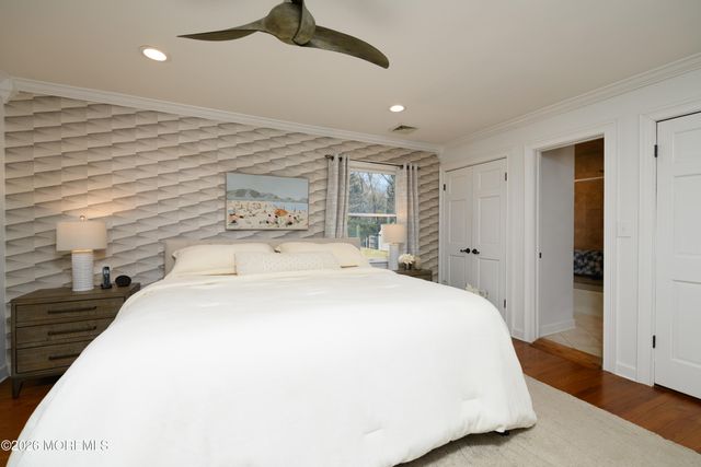 1 E Point Road, Lincroft, NJ 07738