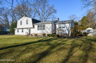 1 E Point Road, Lincroft, NJ 07738