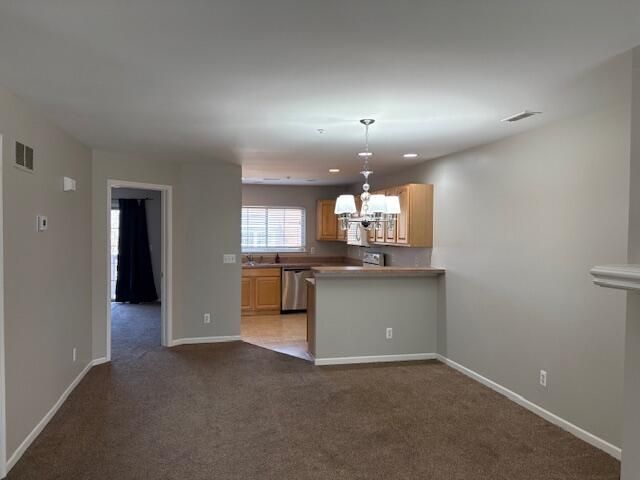 16874 Farmington, Livonia, MI 48154
