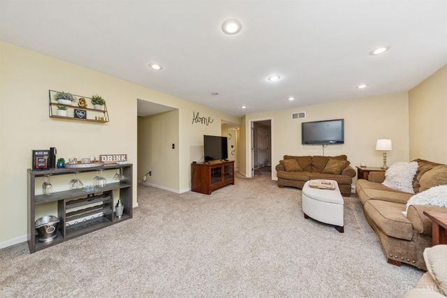 52 Huntington Avenue, Batavia Twp, OH 45102