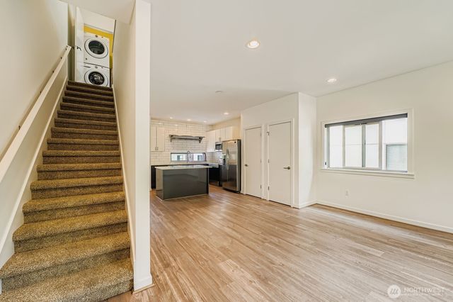 8718 42nd Avenue S, Seattle, WA 98118