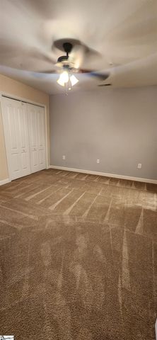 152 Middleton Park Lane, Moore, SC 29369