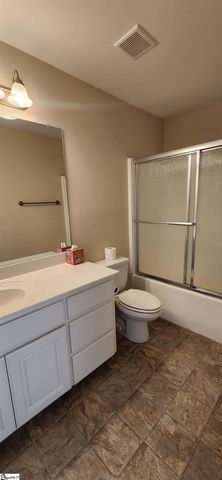 152 Middleton Park Lane, Moore, SC 29369