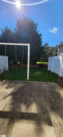 152 Middleton Park Lane, Moore, SC 29369