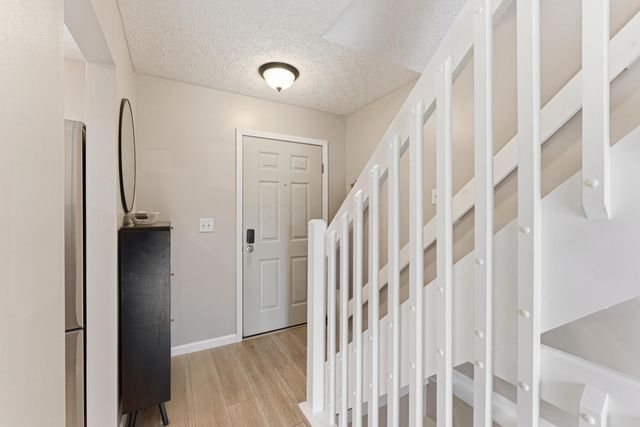 1688 Bennigan Drive, 169A, Hilliard, OH 43026