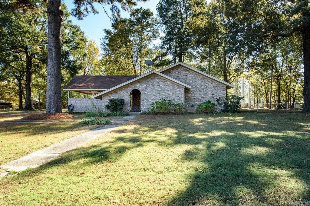 2308 Horseshoe Loop, Little Rock, AR 72206