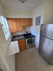 133 SW 5th Ct, Dania Beach, FL 33004