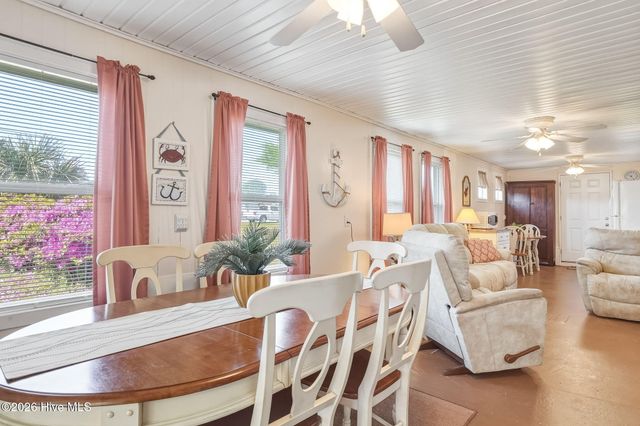 187 Mullens Drive, Harkers Island, NC 28531