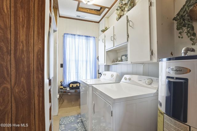 187 Mullens Drive, Harkers Island, NC 28531