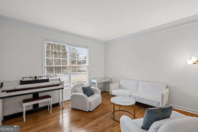 7260 Fawn Lake Drive, Alpharetta, GA 30005