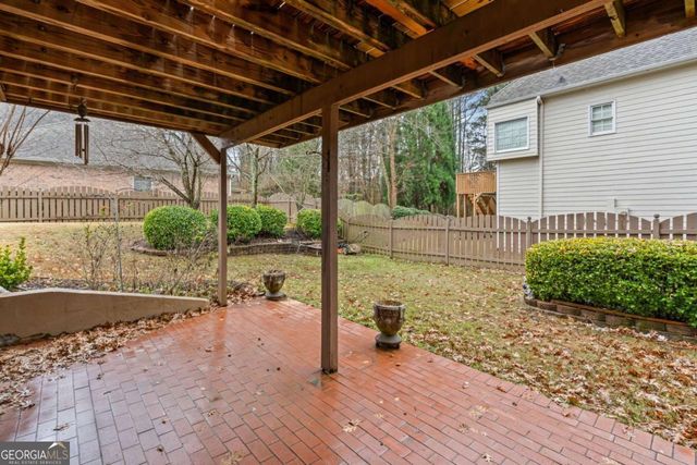 7260 Fawn Lake Drive, Alpharetta, GA 30005