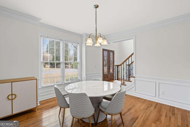 7260 Fawn Lake Drive, Alpharetta, GA 30005