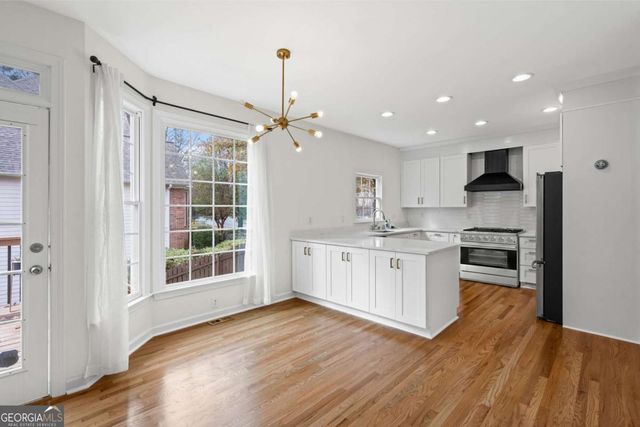 7260 Fawn Lake Drive, Alpharetta, GA 30005