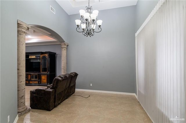 3222 S 5th Lane, Mcallen, TX 78503