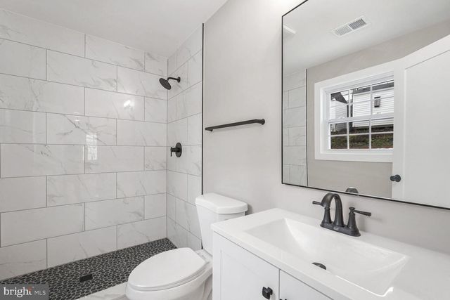 5105 11TH ST S, Arlington, VA 22204
